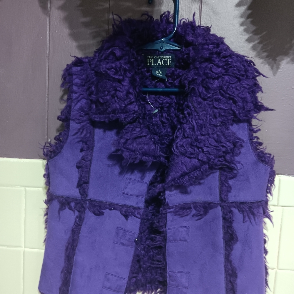 The children's place. Kids girl. Small 5,6 Purple Jacket. vest.